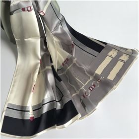 識(shí)別真絲圍巾材質(zhì)的方法。