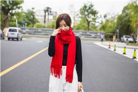 For the leader&rsquo;s red scarf